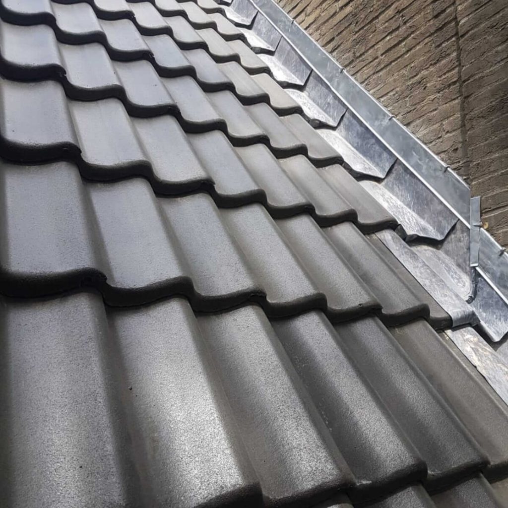 couverture-en-tuiles-en-micro-beton-chantier-a-kraainem-11-1116x1488