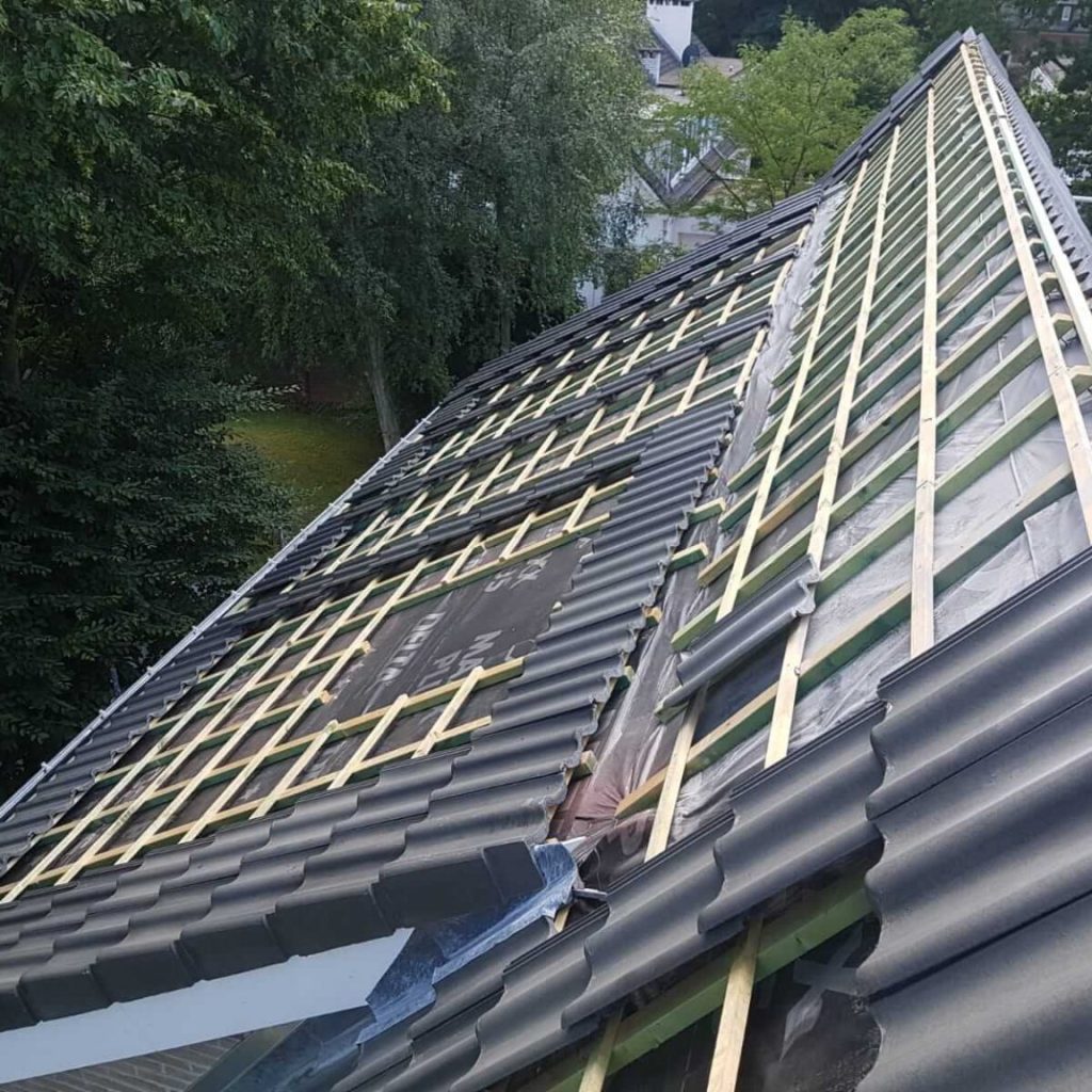 couverture-en-tuiles-en-micro-beton-chantier-a-kraainem-6-1536x1152