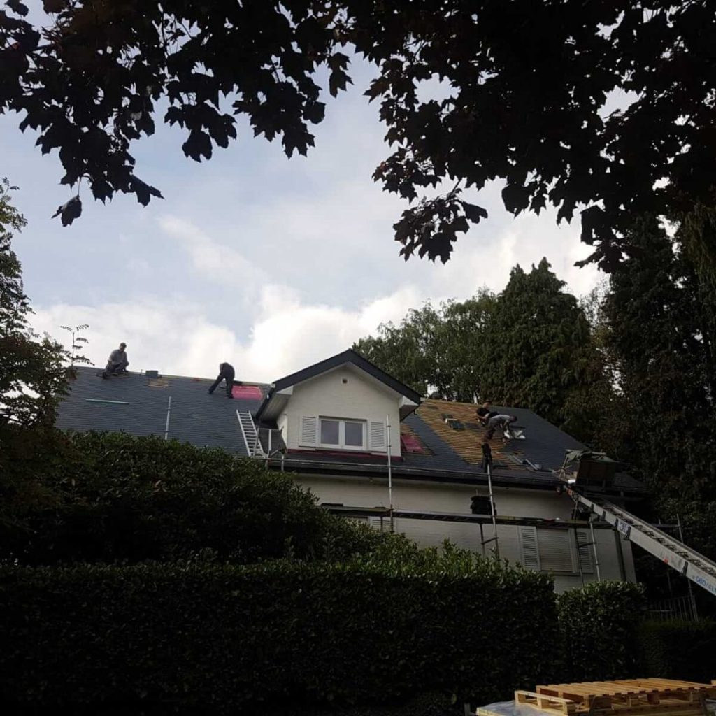 toiture-en-ardoises-artificielles-chantier-a-waterloo-4-1536x1152