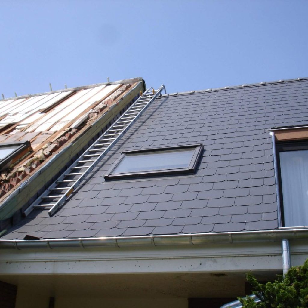 toiture-en-ardoises-artificielles-chantier-a-wemmel-6-scaled-1024x768